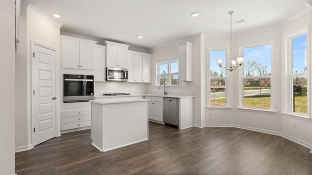 13611 Whitman SE Lane, Covington, GA 30014