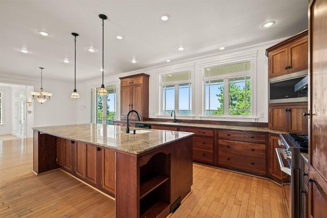 6060 Keeble Ln, Camino, CA 95709