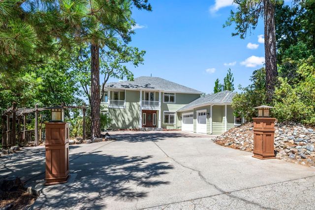 6060 Keeble Ln, Camino, CA 95709