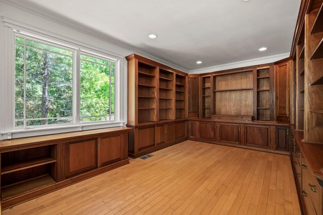 6060 Keeble Ln, Camino, CA 95709