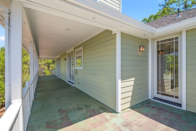 6060 Keeble Ln, Camino, CA 95709