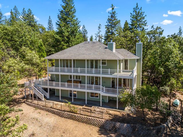 6060 Keeble Ln, Camino, CA 95709