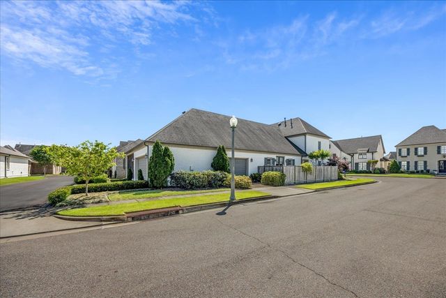 1842 ENCLAVE GREEN LN W, Germantown, TN 38139