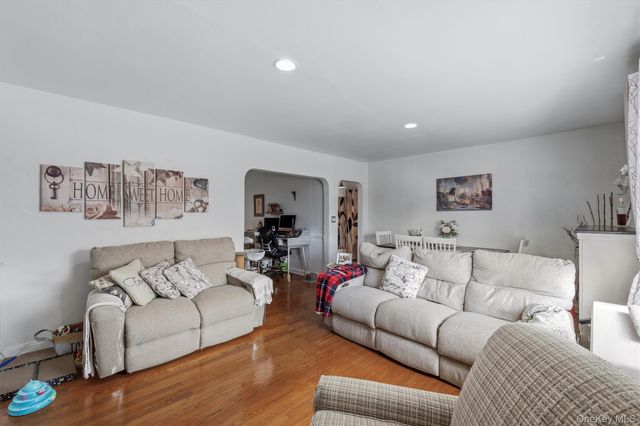 165 Hale Avenue, White Plains, NY 10605