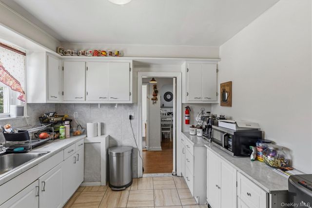 165 Hale Avenue, White Plains, NY 10605