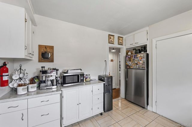 165 Hale Avenue, White Plains, NY 10605