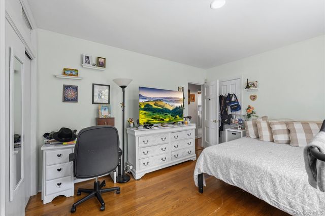 165 Hale Avenue, White Plains, NY 10605
