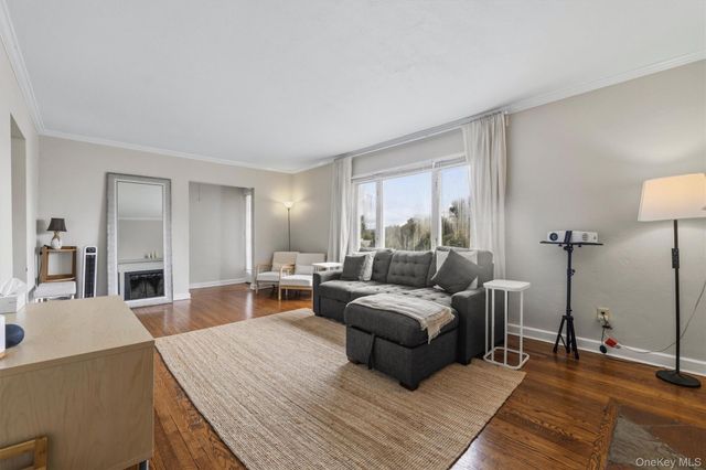 165 Hale Avenue, White Plains, NY 10605