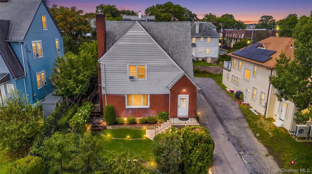 165 Hale Avenue, White Plains, NY 10605