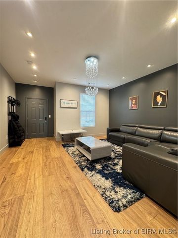 3202 Cotton Lane, Jeffersonville, IN 47130