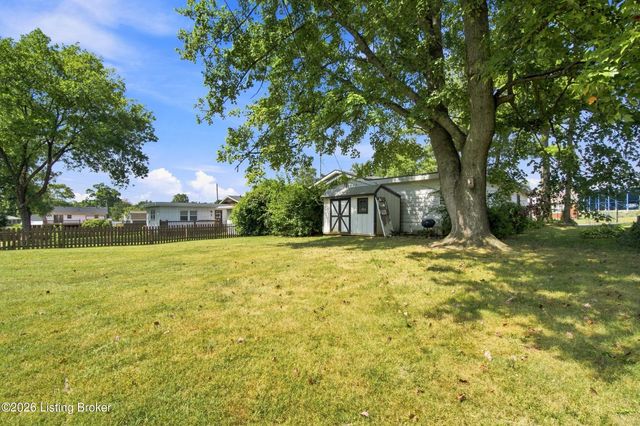 12306 Meadow Ln, Louisville, KY 40243