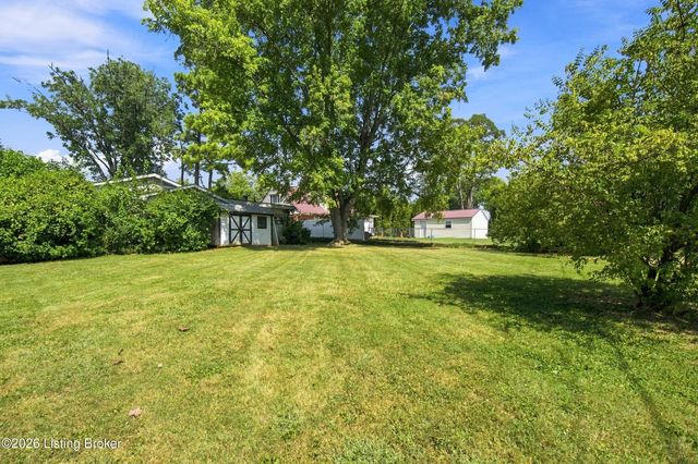 12306 Meadow Ln, Louisville, KY 40243