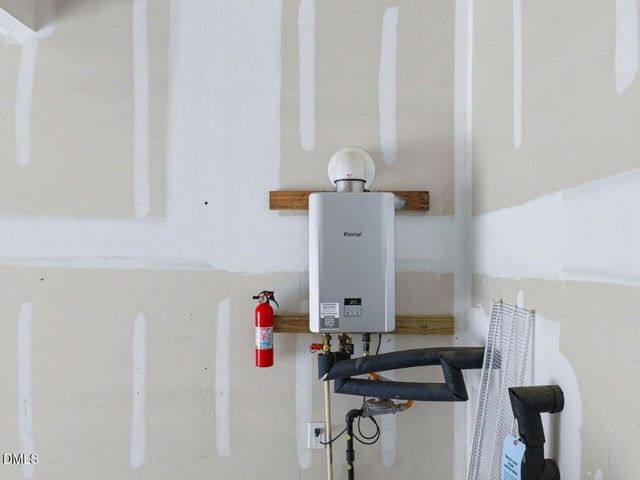 86 Banning Drive, Pittsboro, NC 27312