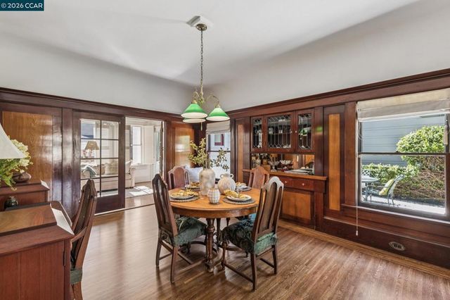 1324 Grove St, Alameda, CA 94501