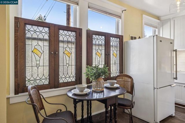 1324 Grove St, Alameda, CA 94501