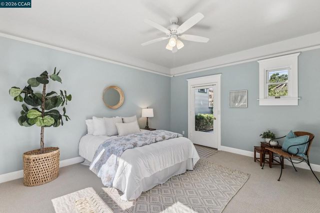 1324 Grove St, Alameda, CA 94501