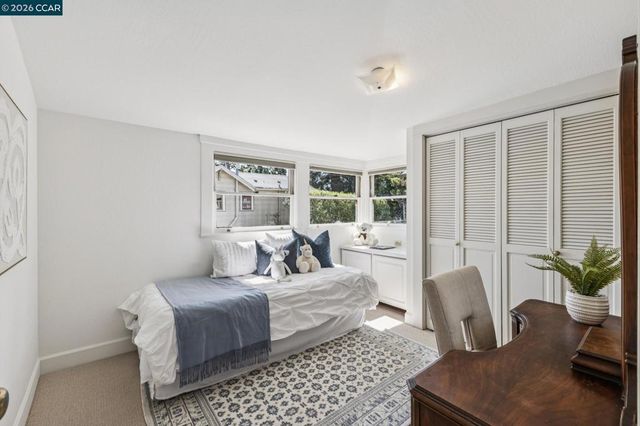 1324 Grove St, Alameda, CA 94501