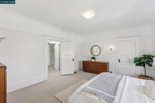 1324 Grove St, Alameda, CA 94501