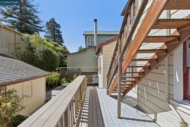 1324 Grove St, Alameda, CA 94501