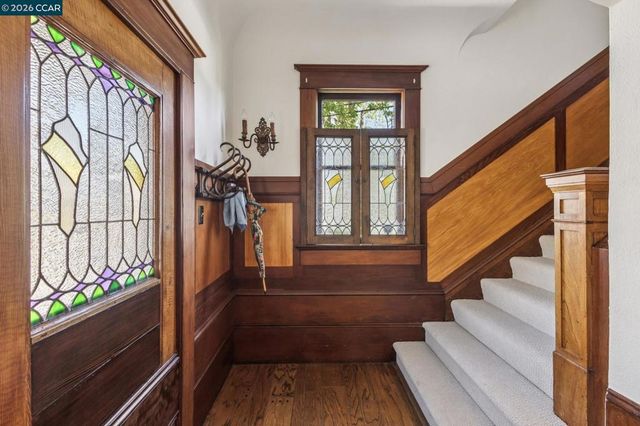 1324 Grove St, Alameda, CA 94501