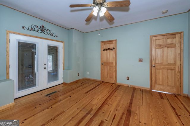 520 Newport Drive, Ellijay, GA 30540