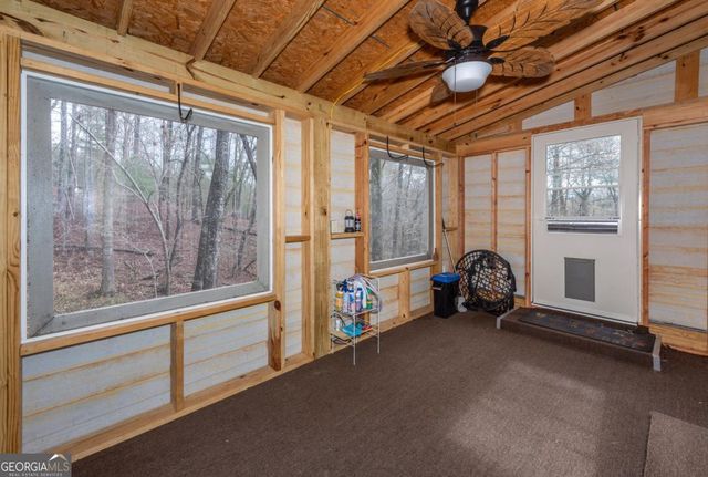 520 Newport Drive, Ellijay, GA 30540