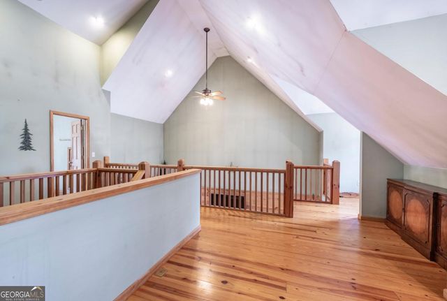 520 Newport Drive, Ellijay, GA 30540