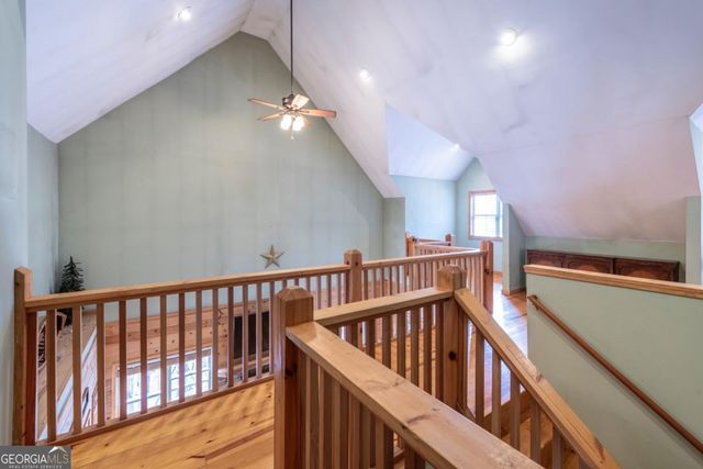 520 Newport Drive, Ellijay, GA 30540