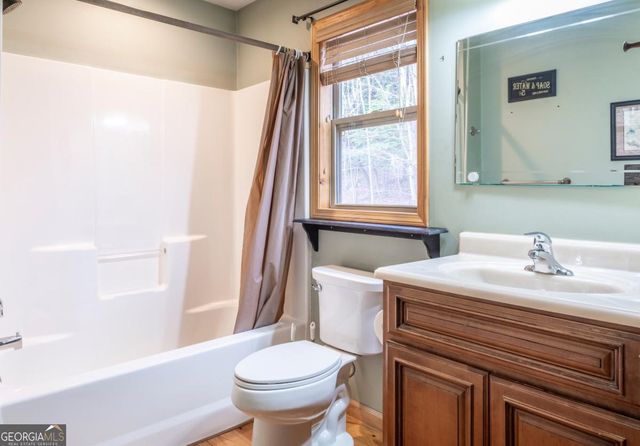 520 Newport Drive, Ellijay, GA 30540