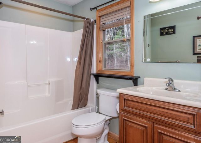 520 Newport Drive, Ellijay, GA 30540