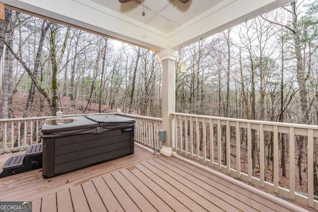 520 Newport Drive, Ellijay, GA 30540