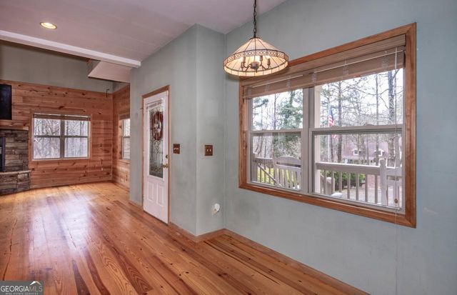 520 Newport Drive, Ellijay, GA 30540