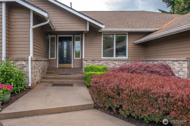 1719 126th Avenue E, Puyallup, WA 98372