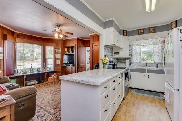 3411 Hall Drive SW, Aiken, SC 29801