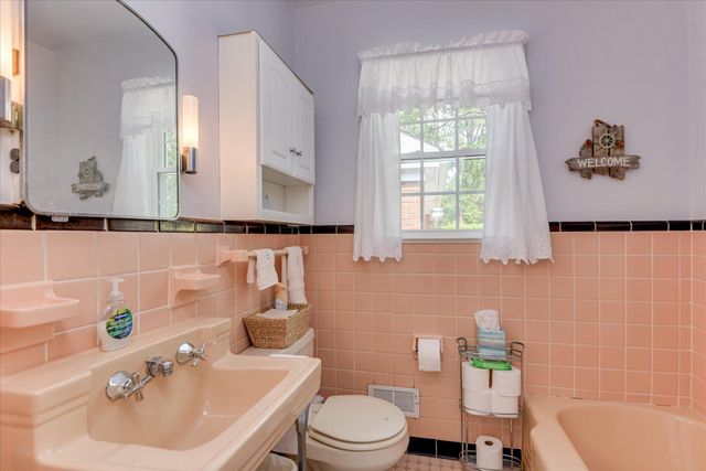 3411 Hall Drive SW, Aiken, SC 29801