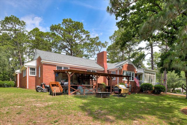 3411 Hall Drive SW, Aiken, SC 29801