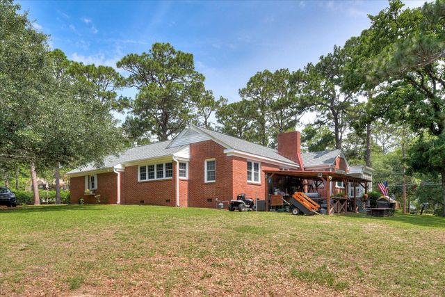 3411 Hall Drive SW, Aiken, SC 29801