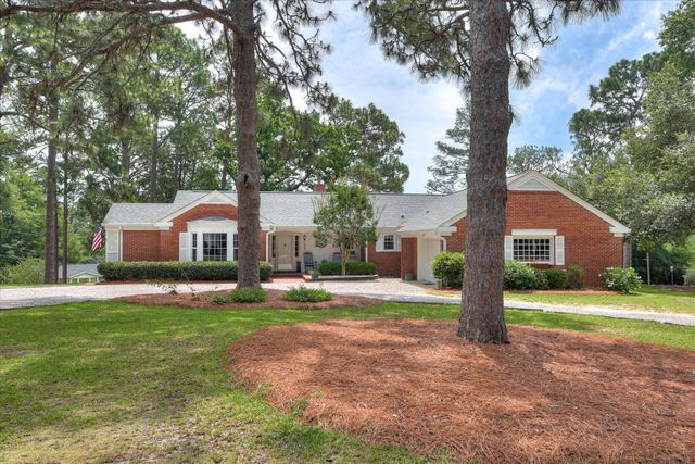 3411 Hall Drive SW, Aiken, SC 29801
