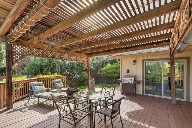 7928 Amalfi Way, Fair Oaks, CA 95628