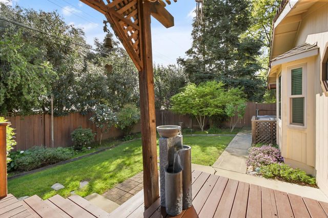 7928 Amalfi Way, Fair Oaks, CA 95628