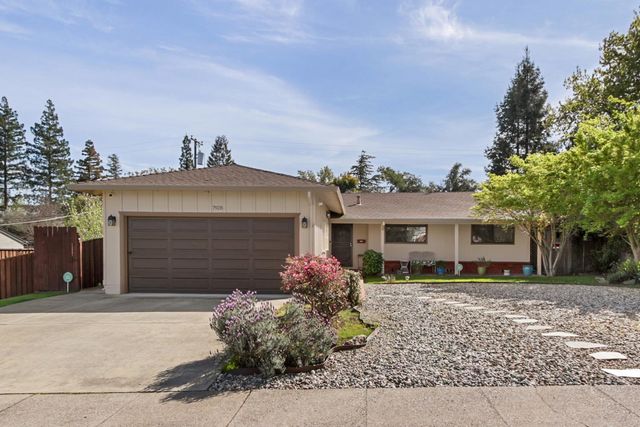 7928 Amalfi Way, Fair Oaks, CA 95628