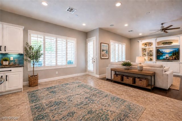 7119 April Wind Avenue, Las Vegas, NV 89131