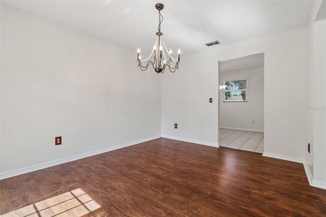 2620 GIANT PLACE, Seffner, FL 33584