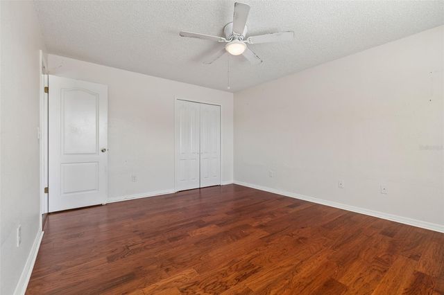 2620 GIANT PLACE, Seffner, FL 33584