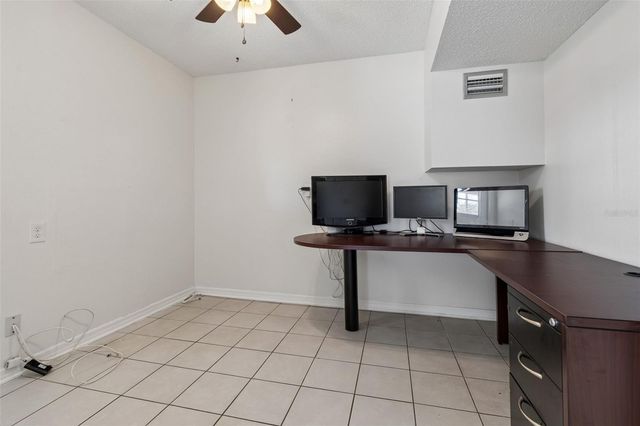 2620 GIANT PLACE, Seffner, FL 33584