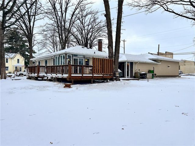 15 E Humbird Street, Rice Lake, WI 54868