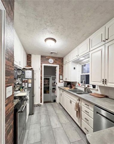 15 E Humbird Street, Rice Lake, WI 54868