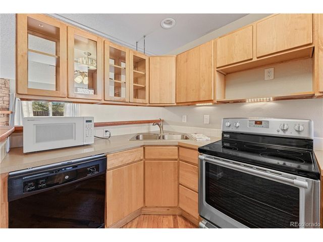 8787 W Cornell Ave 8, Lakewood, CO 80227