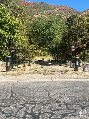 5028 S RIDGEDALE DR, Ogden, UT 84415