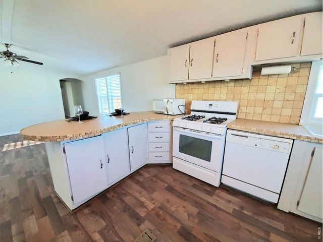 221 W 57th St B32, Loveland, CO 80538